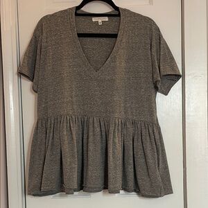 Truly Madly Deeply, Heather Gray, V-Neck Peplum Top, Size Medium